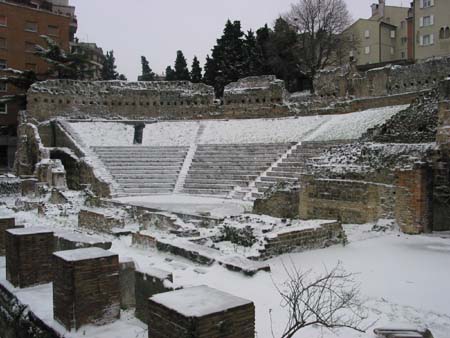 31_al_teatro_in_bianco